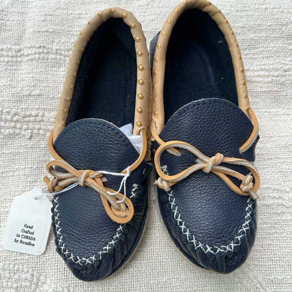 5 NEW Canadian Made Mocs - Picture 1 of 7